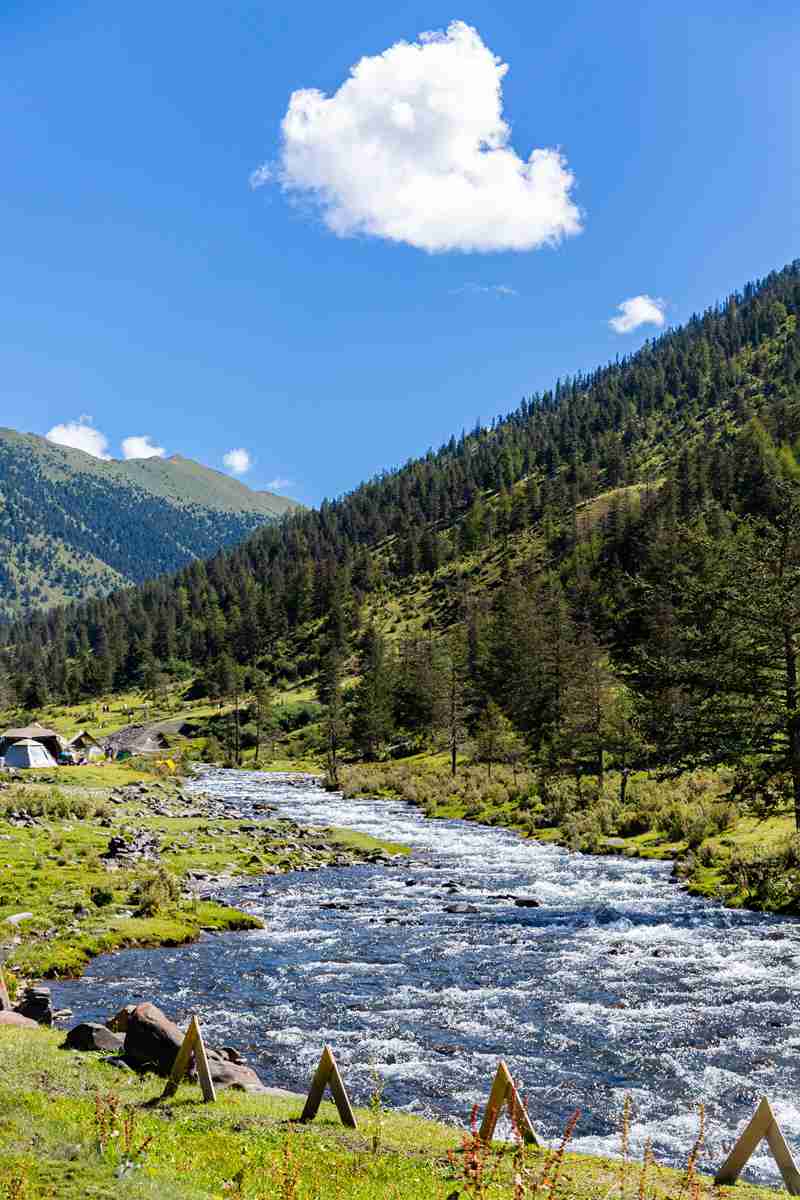 川西秘境 鱼子山徒步全攻略，一条被严重低估的天空之路-第1张图片-甘孜旅游